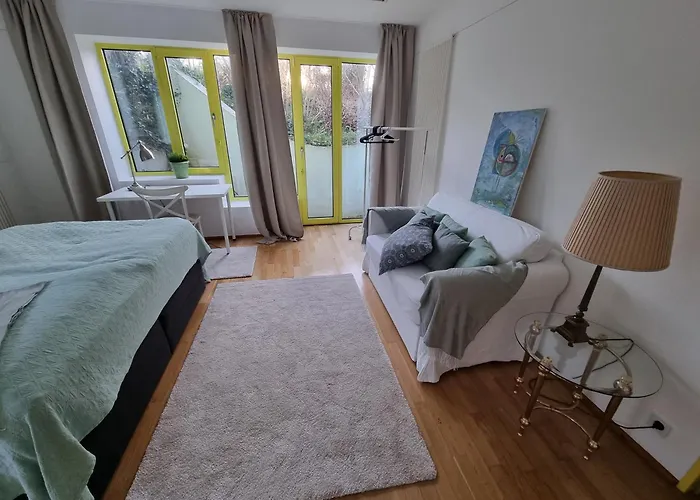 Zentrales, Ruhiges Idyll Mit Flair *