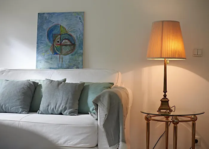 Zentrales, Ruhiges Idyll Mit Flair *