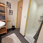 Zentrales, Ruhiges Idyll Mit Flair Düsseldorf