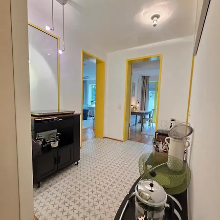 Zentrales, Ruhiges Idyll Mit Flair Düsseldorf