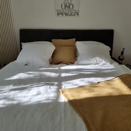 Zentrales, Ruhiges Idyll Mit Flair * Düsseldorf