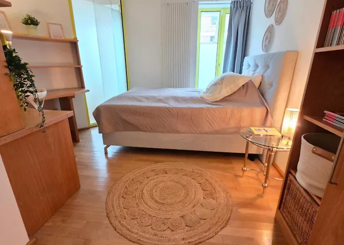 Apartment Zentrales, Ruhiges Idyll Mit Flair Dusseldorf