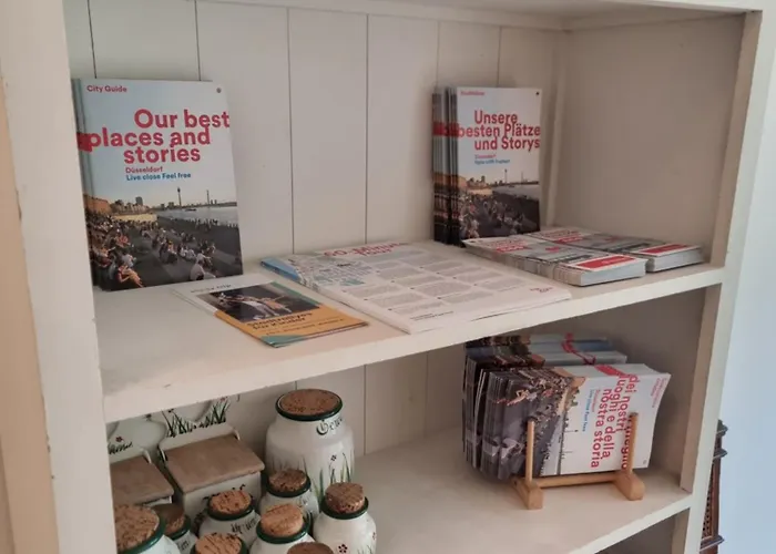 Zentrales, Ruhiges Idyll Mit Flair * Düsseldorf